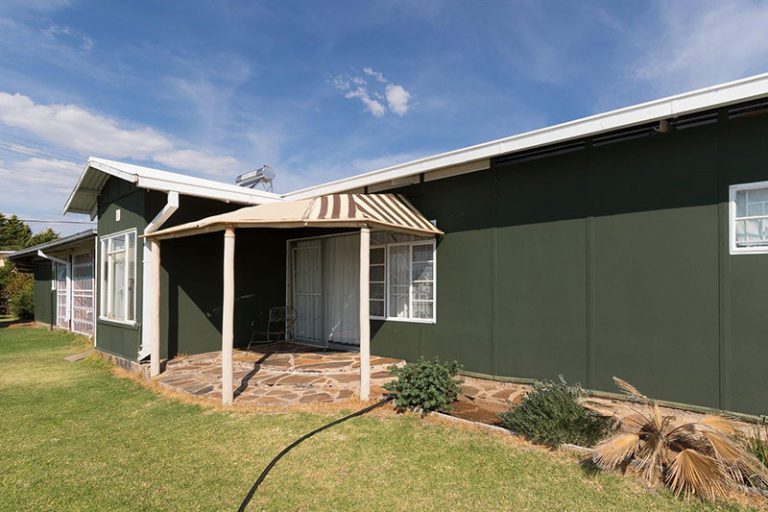 Gariepdam Find in Gariepdam and