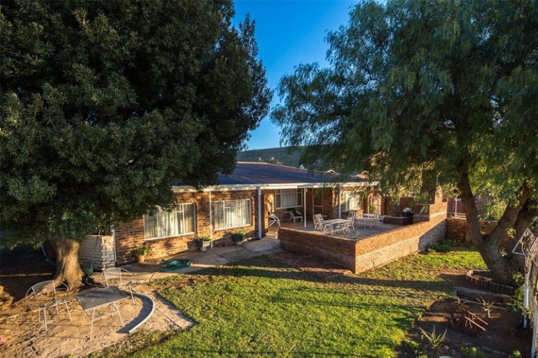 Gariepdam Find in Gariepdam and